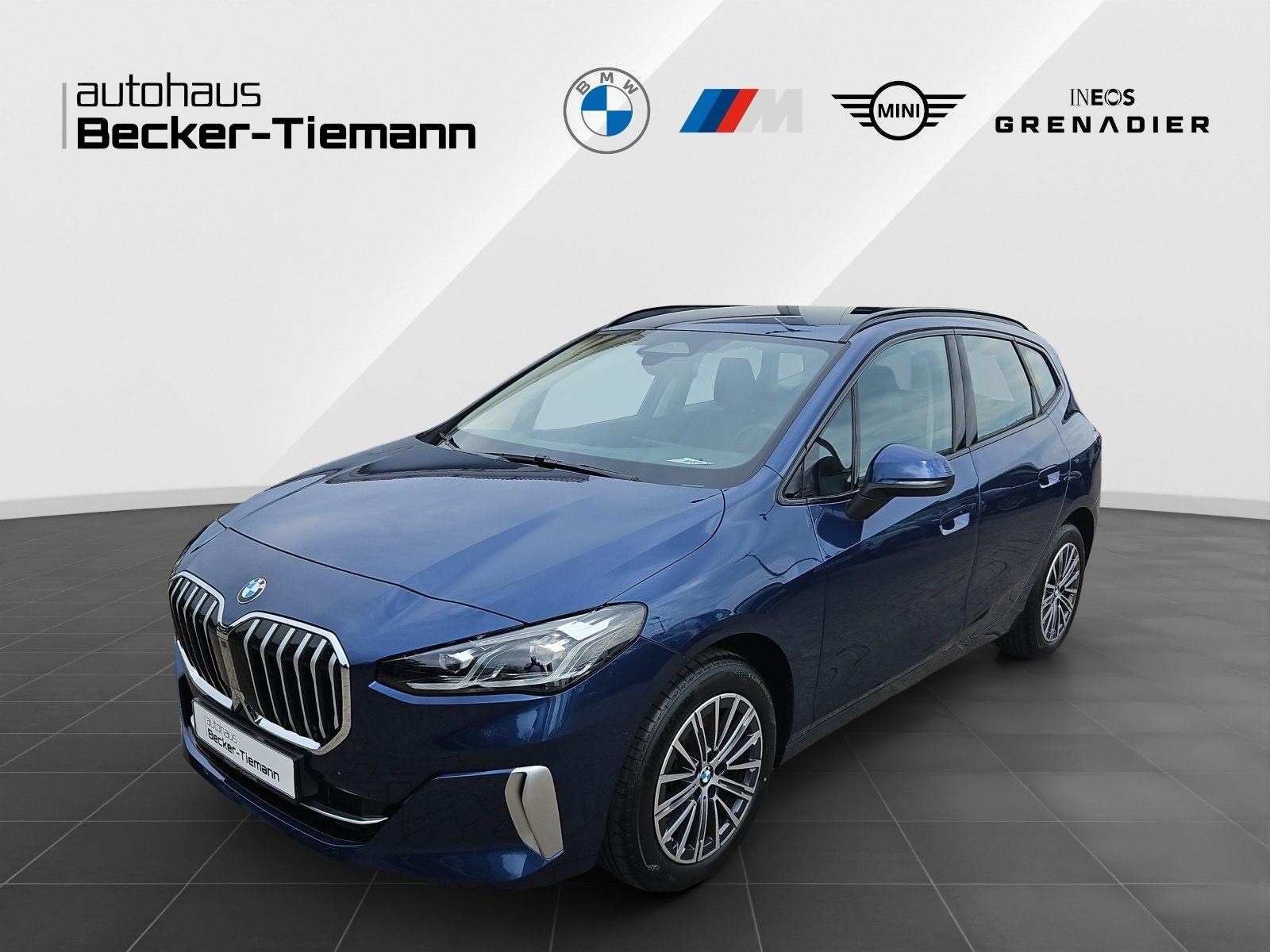 BMW 220i Active Tourer Luxury Line/ AHK schwenkbar/ 