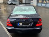 Mercedes-Benz E 280 ELEGANCE+AUTOMATIK+SCHIEBEDACH - Mercedes-Benz E 280 mit Benzin-Antrieb