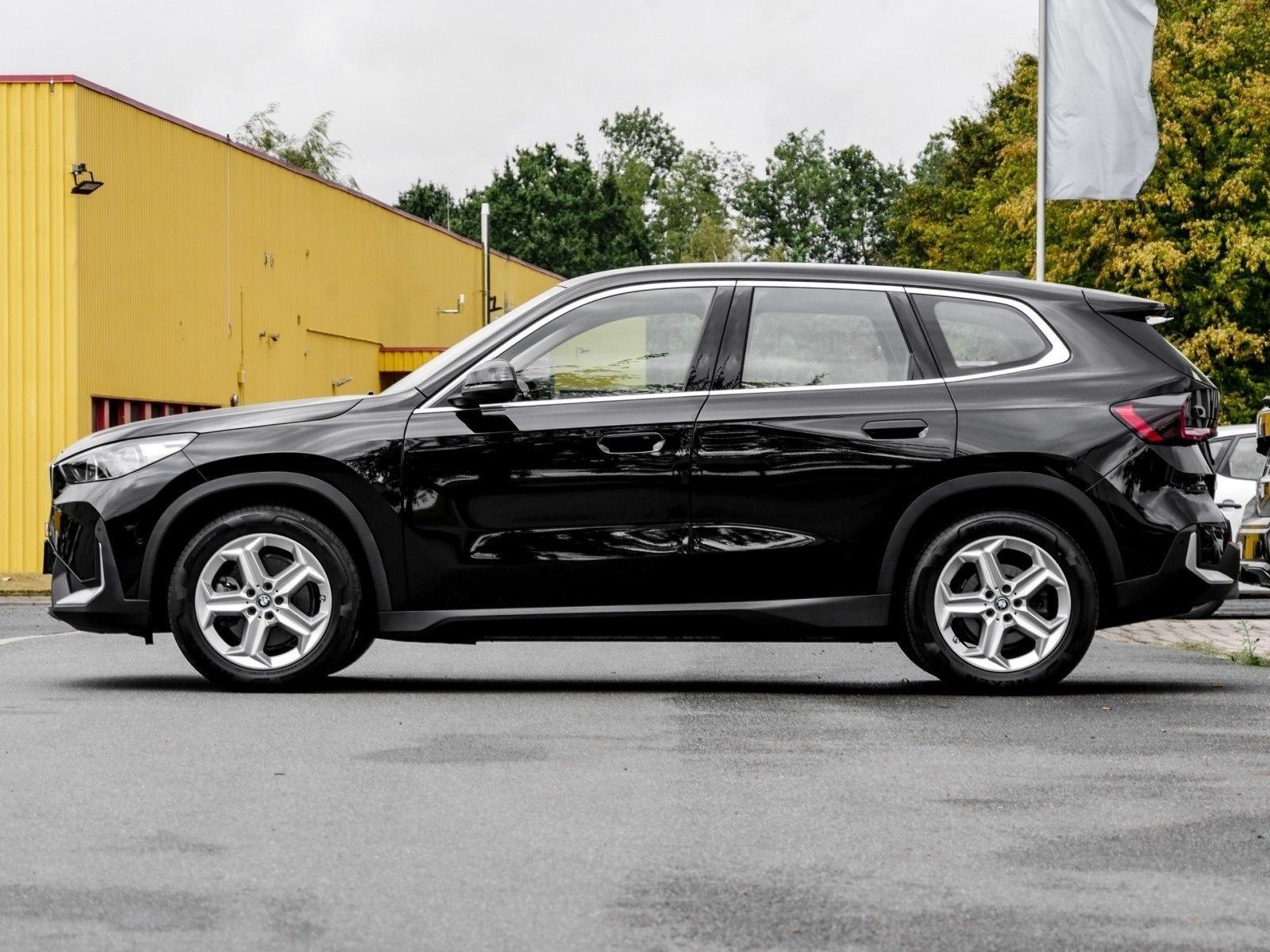 BMW iX1 xDrive30 RFK NAVI LED Sound Syst. PDC V+H, миниатюра 21