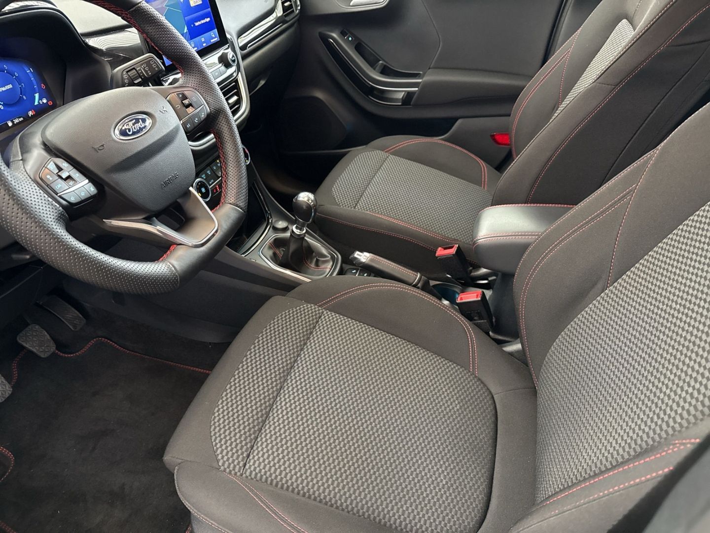 Fahrzeugabbildung Ford Puma ST-Line 1.0 EcoBoost Mild Hybrid EU6d