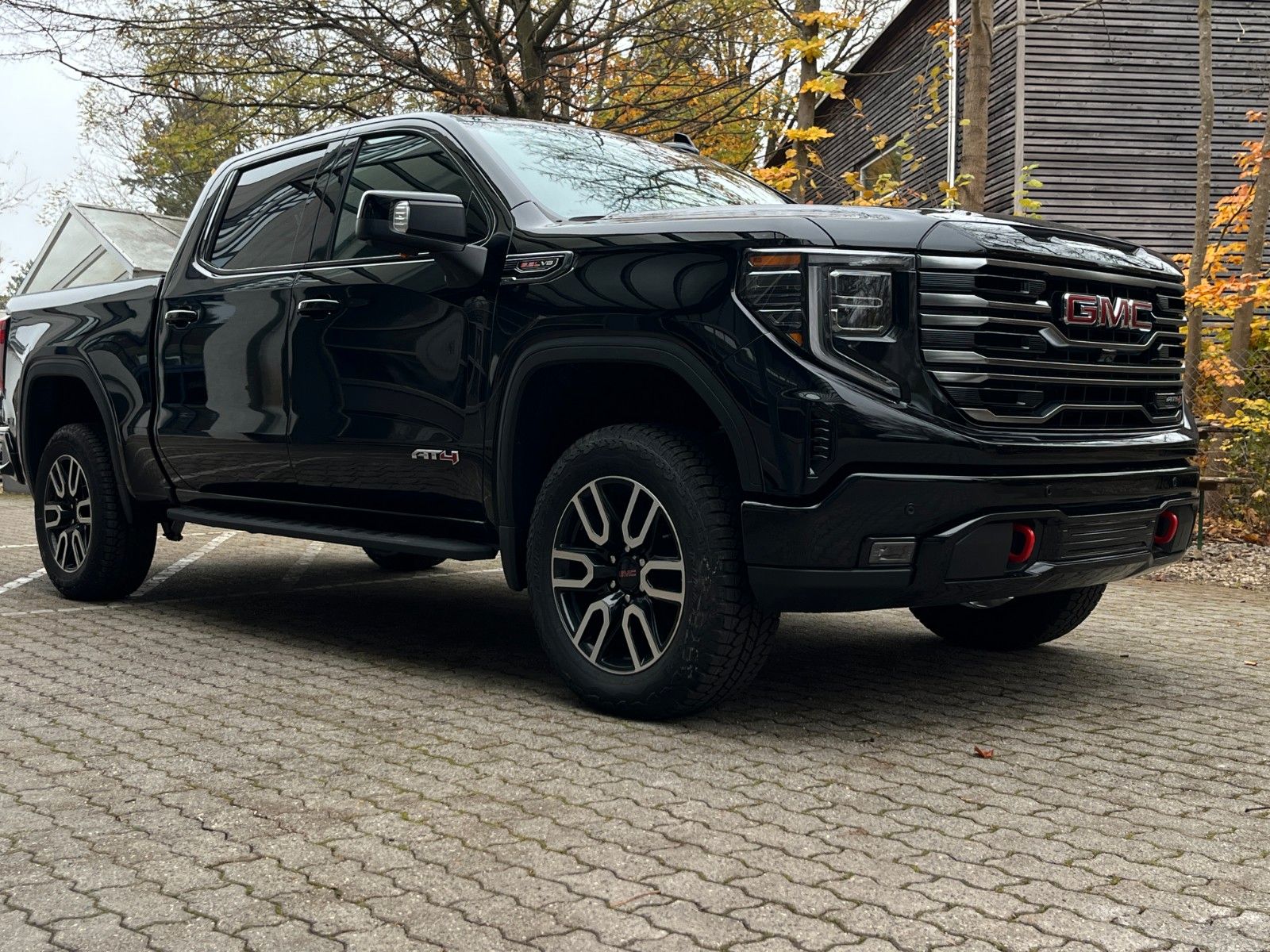Fahrzeugabbildung GMC Sierra 1500 AT4 6.2*360°*AHK*22Zoll*HeadUp
