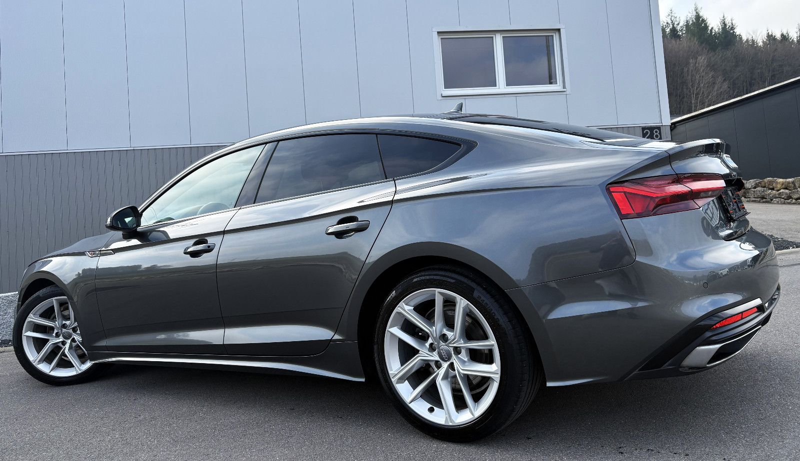Audi A5 40 TFSI S-LINE Matrix NAVI AHK ACC DAB foto 4