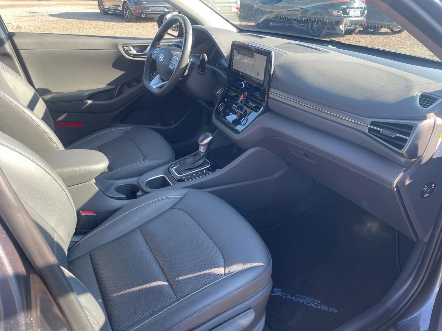 Fahrzeugabbildung Hyundai IONIQ 1.6 Plug-In Hybrid PREMIUM Navi Kamera Sit