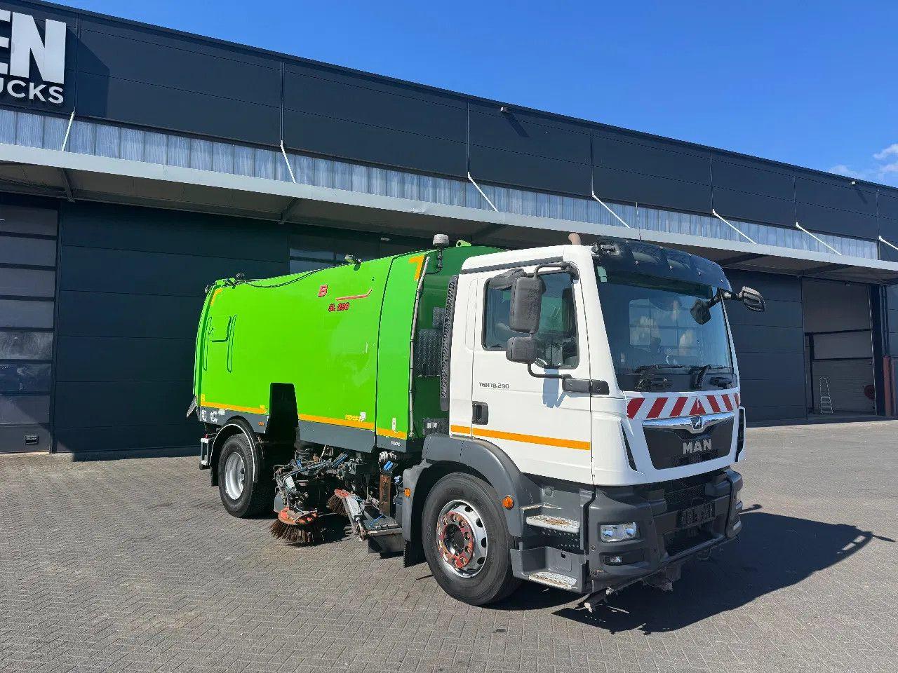MAN TGM 18.290 met BROCK SL 280 opbouw