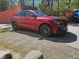 Audi SQ8 TDI quattro  - Audi SQ8 mit Panoramadach