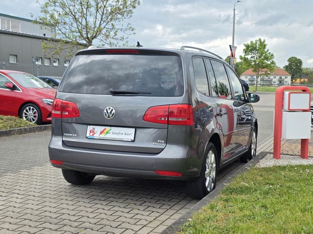 VW Touran — Foto 9