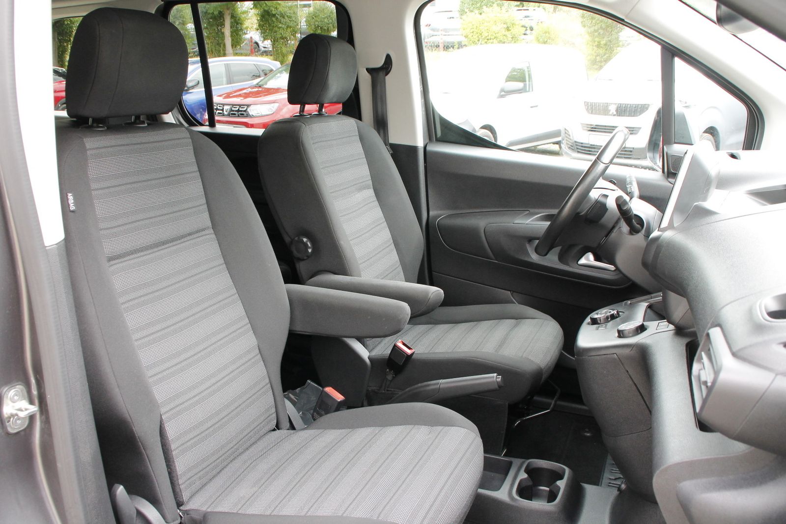 Fahrzeugabbildung Opel Combo Life Elegance