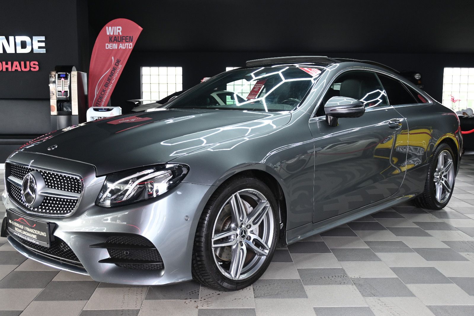 Mercedes-Benz E300 Coupe AMG/Pano/TW-Ass/Burmester/Kam/Distro imagem 2