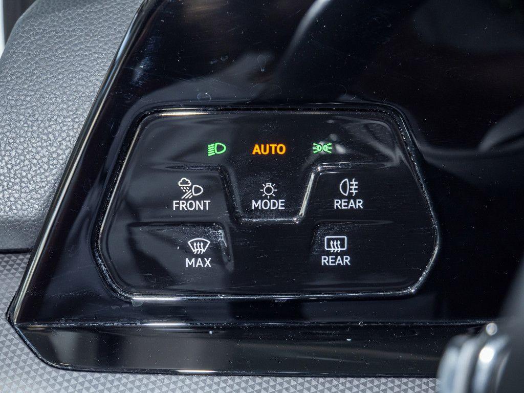 Volkswagen Golf VIII 1.5 TSI Active Navi Standhzg Kamera LE, миниатюра 17