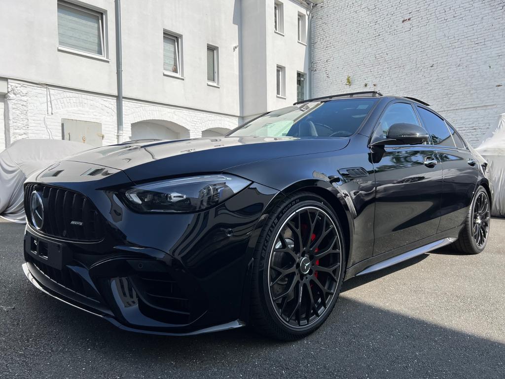 Mercedes-Benz C 63 AMG