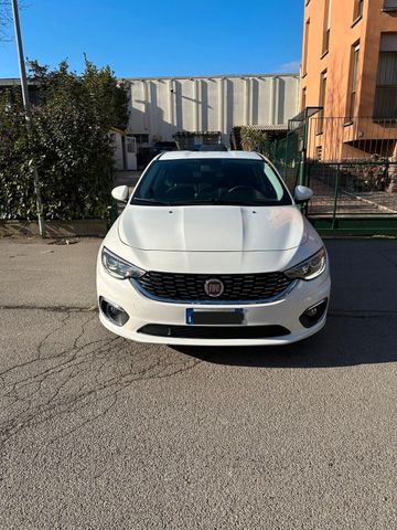 Fiat Tipo 1.6 Mjt S&S DCT 120CV EURO 6 D TEMP 5 