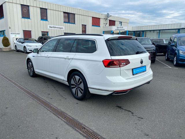 VW Passat Variant (Bild 3 von(15)