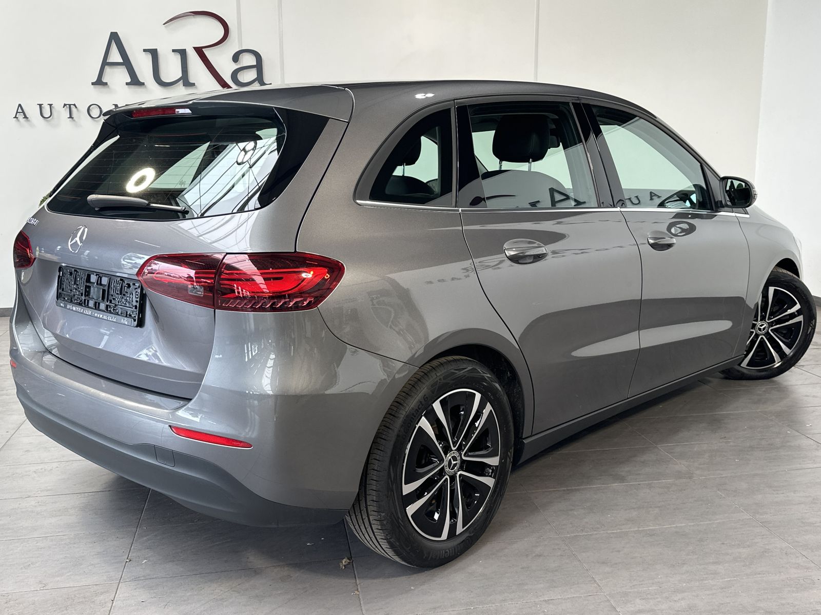 Fahrzeugabbildung Mercedes-Benz B 220d NAV+LEDER+KEYLESS+KAM+WIDESCREEN