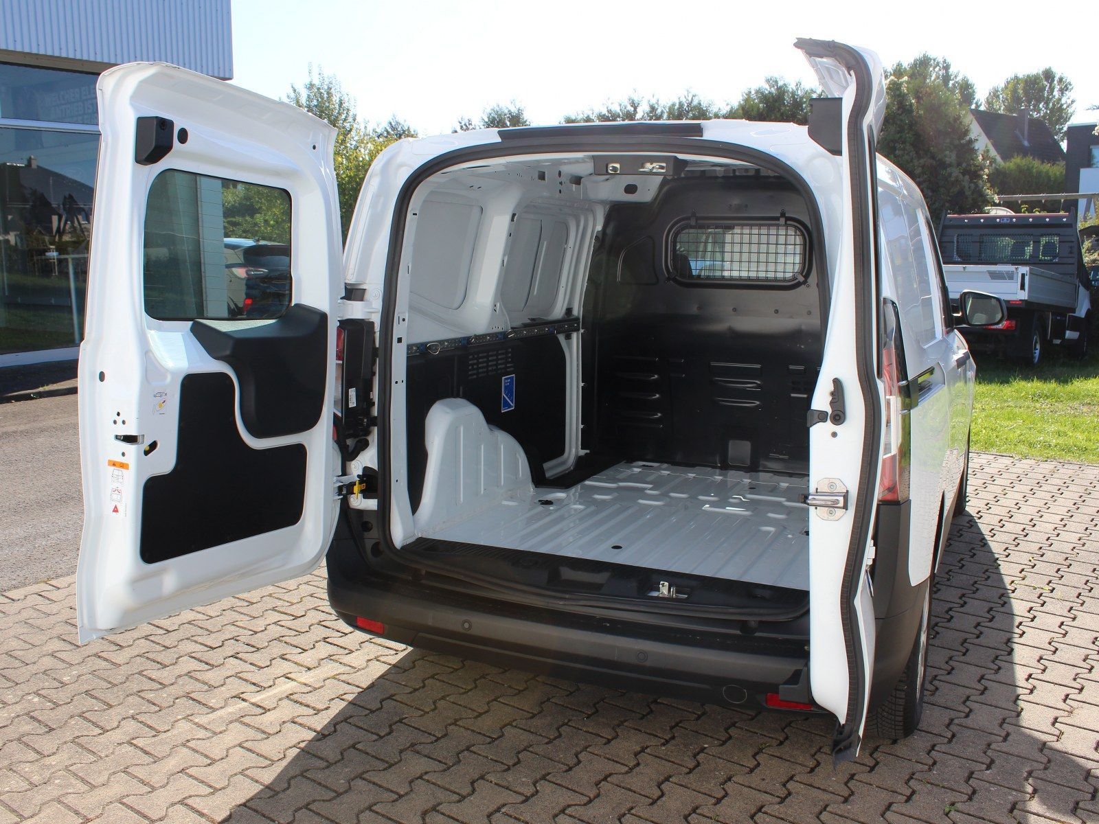 Fahrzeugabbildung Ford Transit Courier Trend