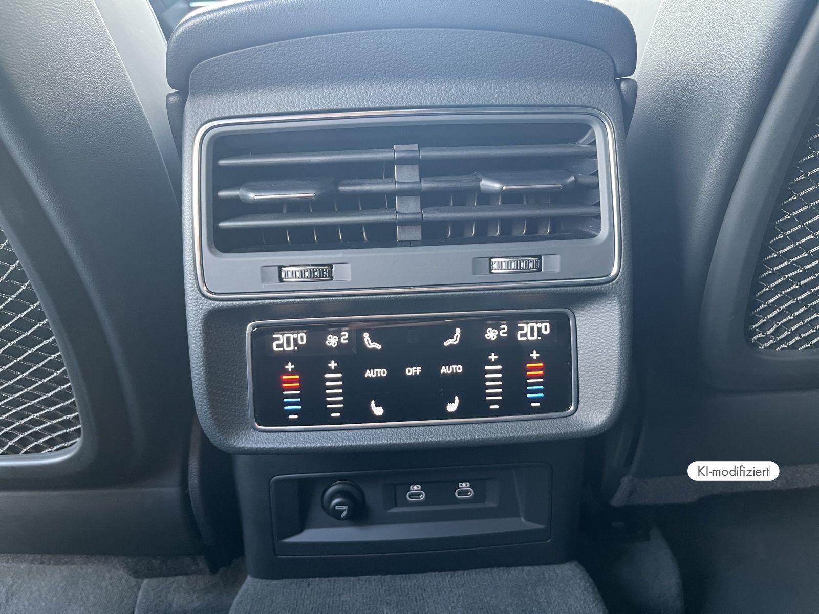 Audi RSQ8 - Bild 17