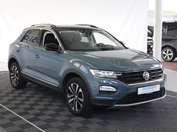 Volkswagen T-Roc 1.5TSI DSG IQ DRIVE PANORAMA KAMERA ACC