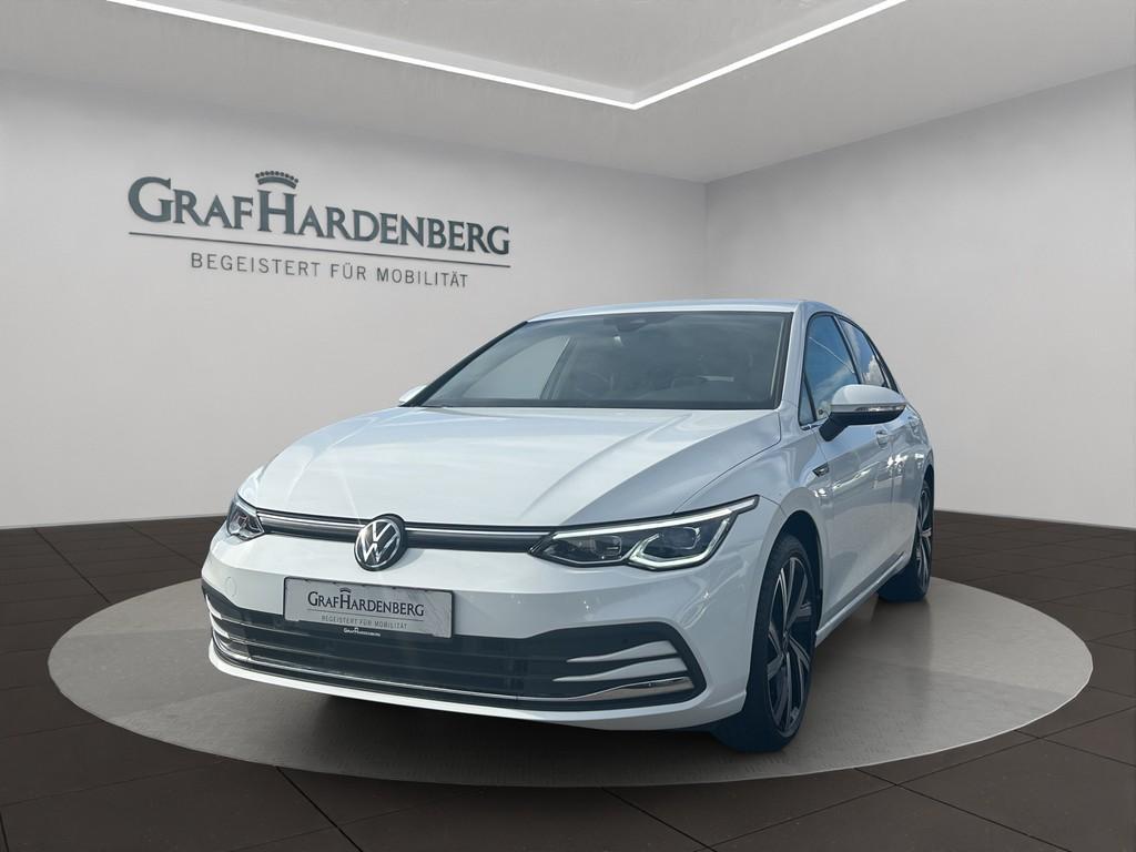 Volkswagen Golf VIII Lim. 1.5 eTSI DSG Style ACC RFK SHZ