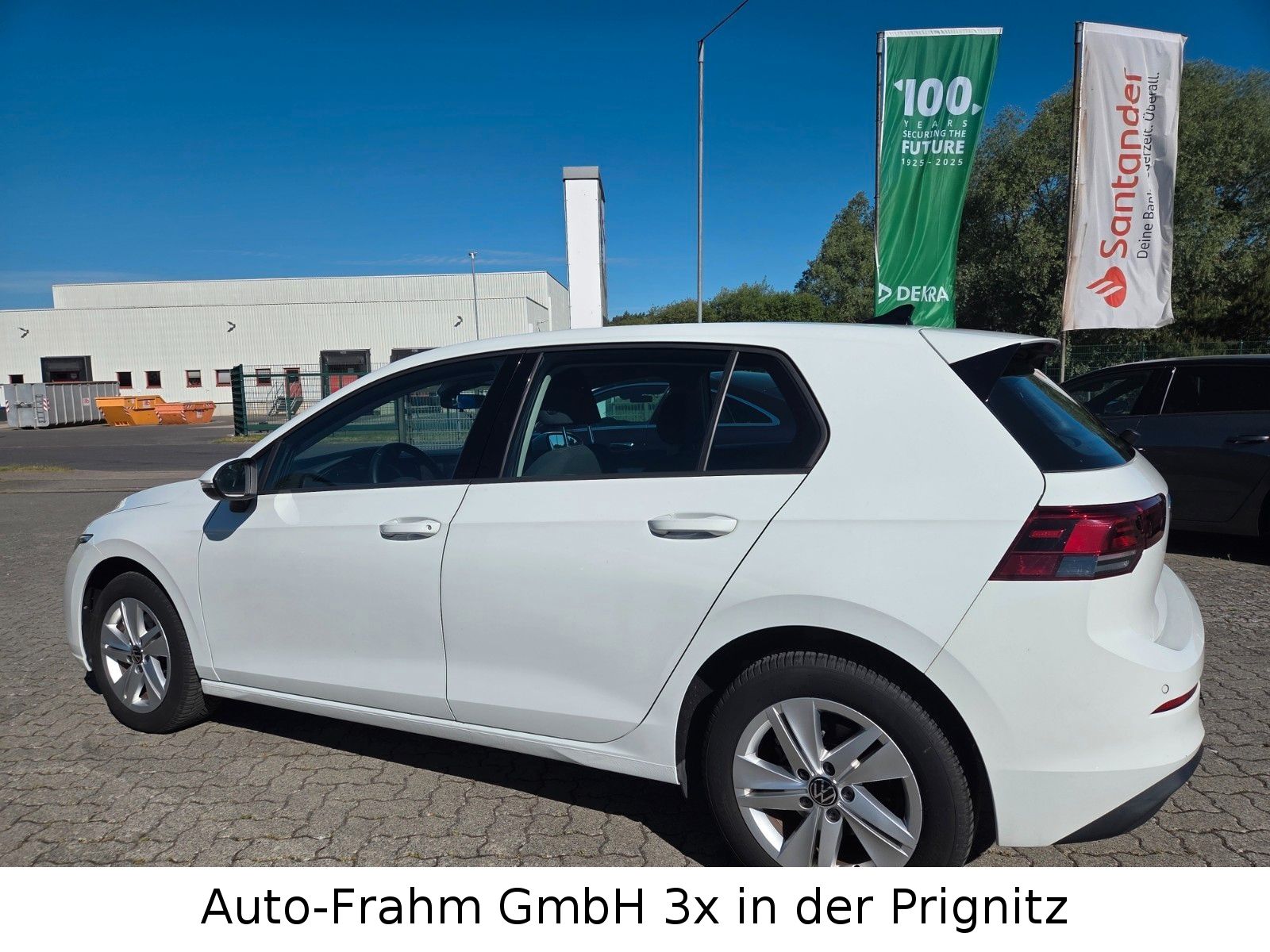 Volkswagen Golf VIII Lim. Life eTSI LED NAVI foto 4