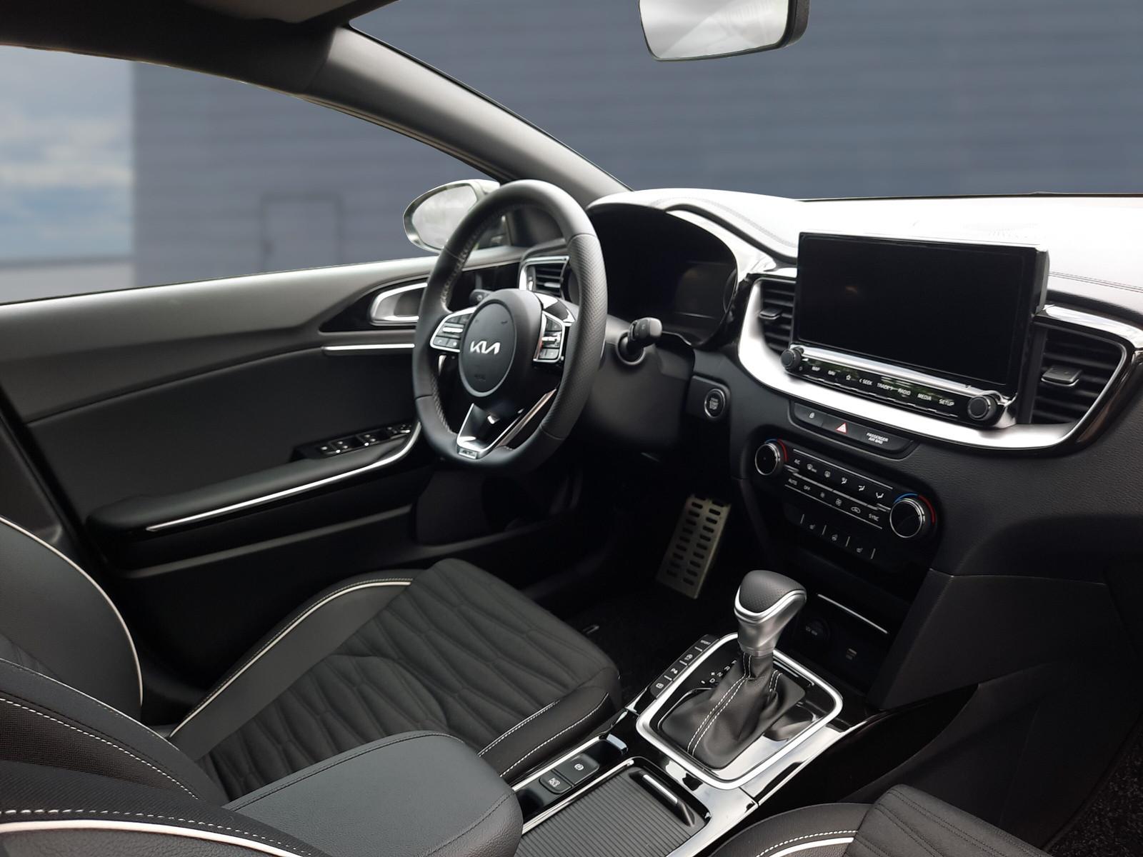 Kia ProCeed 1,5 T-GDI DCT GT-Line Navigation LED
