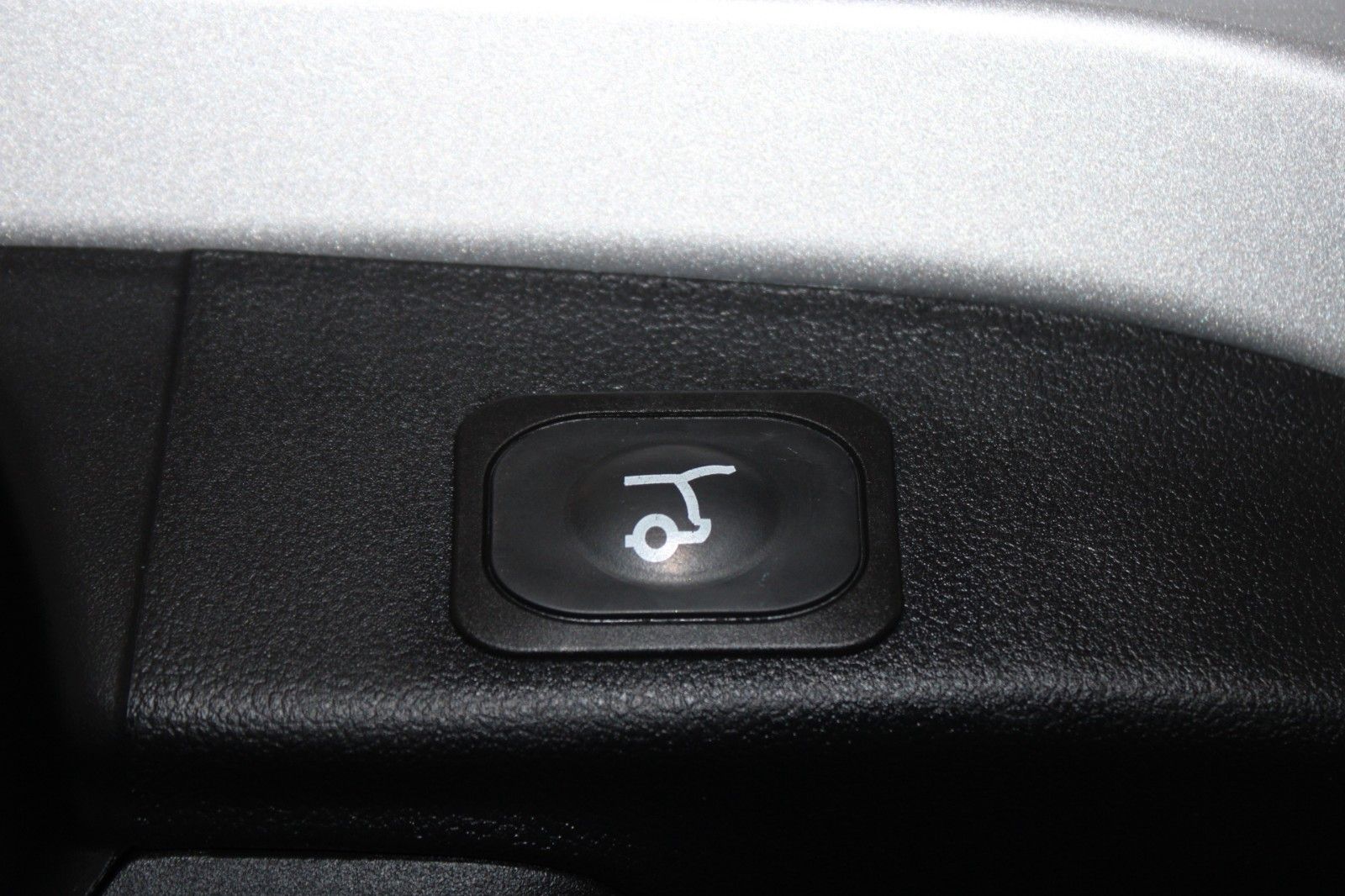 Fahrzeugabbildung Ford Focus ST-Line X Aut. LED ACC Leder Pano HUD Wint