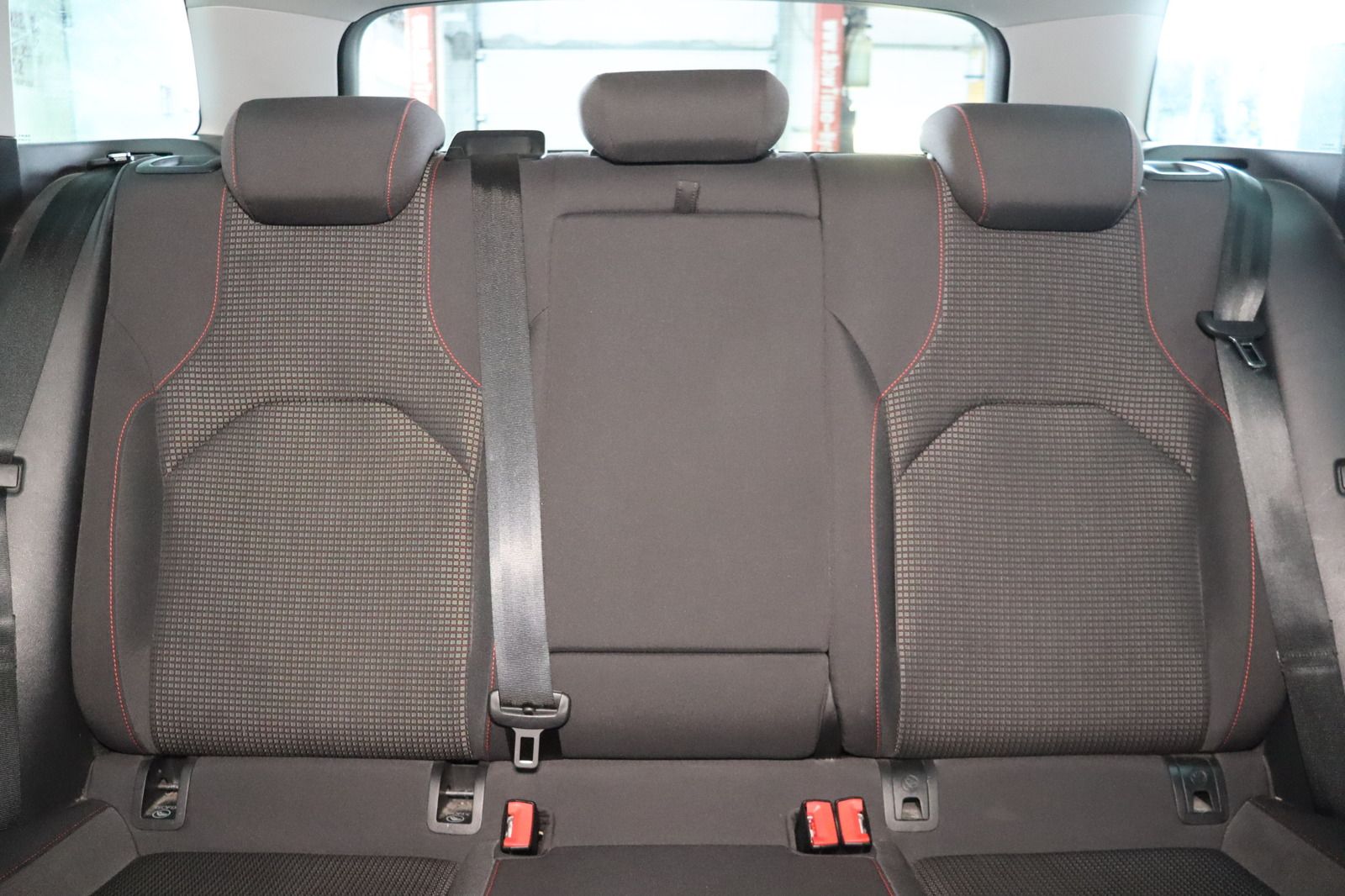 Fahrzeugabbildung SEAT Leon ST 1.4 FR LE 1. Hand * LED * Navi