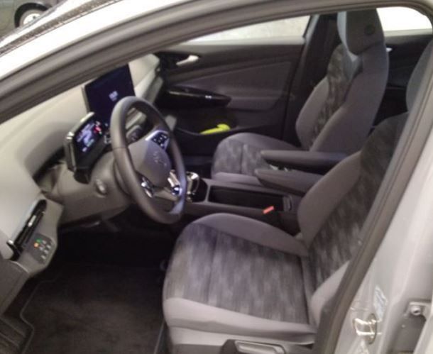 Fahrzeugabbildung Volkswagen ID.4 Pure Performance LED+AHK+KAMERA+ACC+KEYLESS