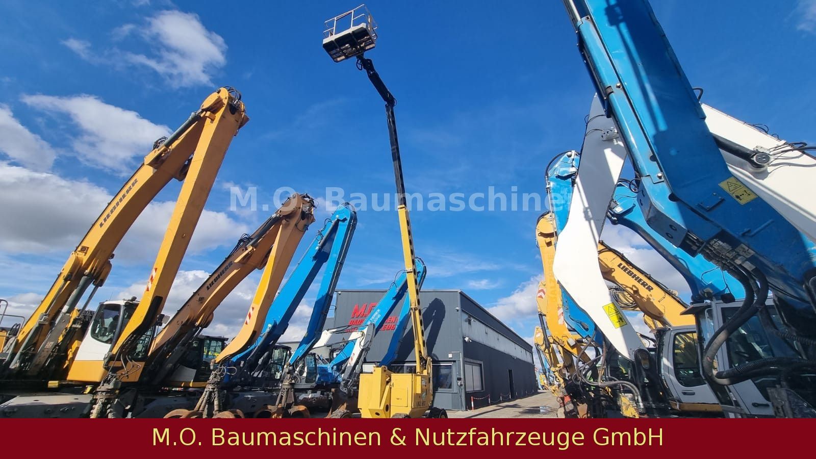 Fahrzeugabbildung Grove AMZ 68 XT / 20.9m / Allrad