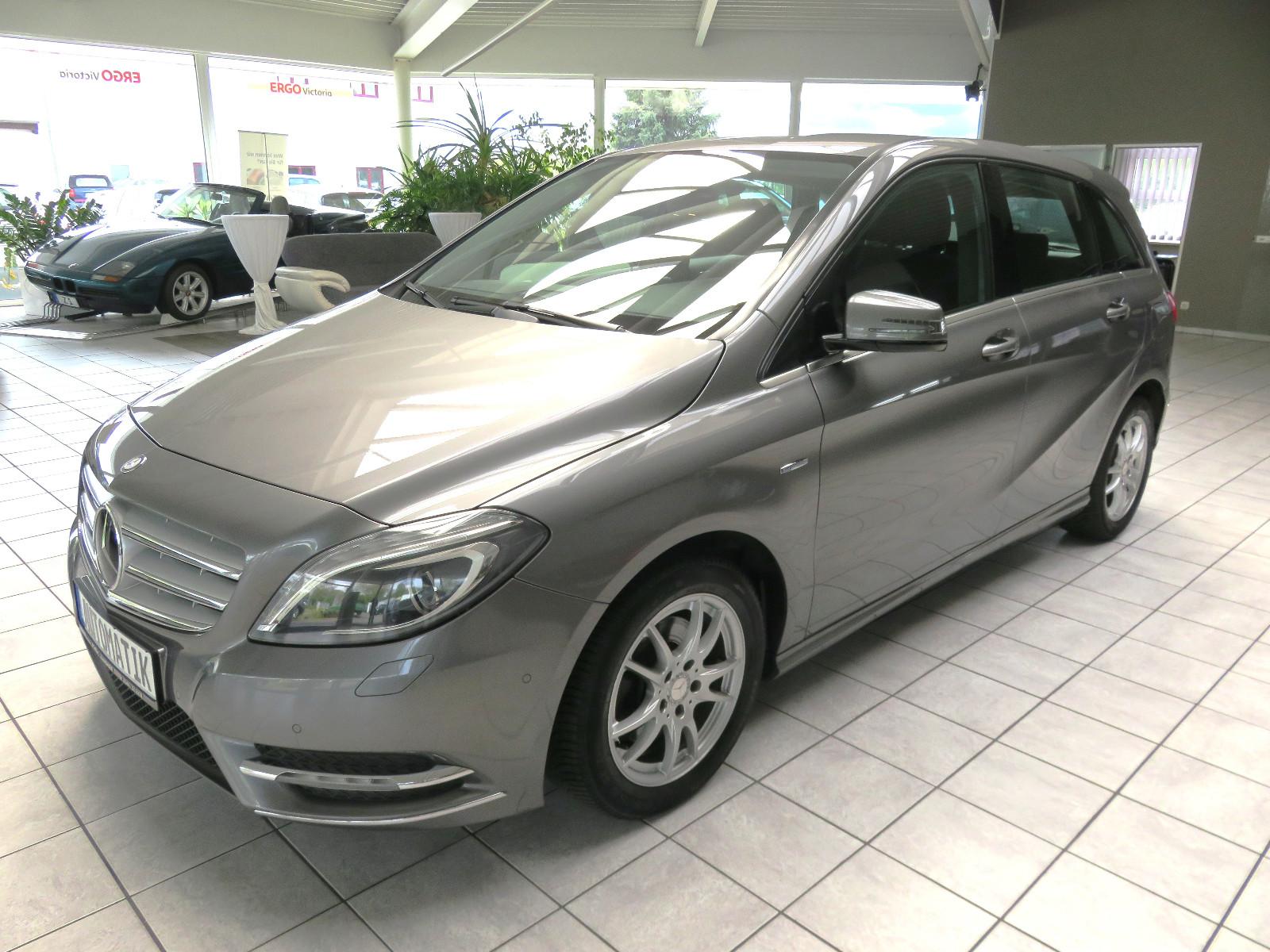 Mercedes-Benz B 200*Bi-Xenon*PDC*AHK*Tempomat*