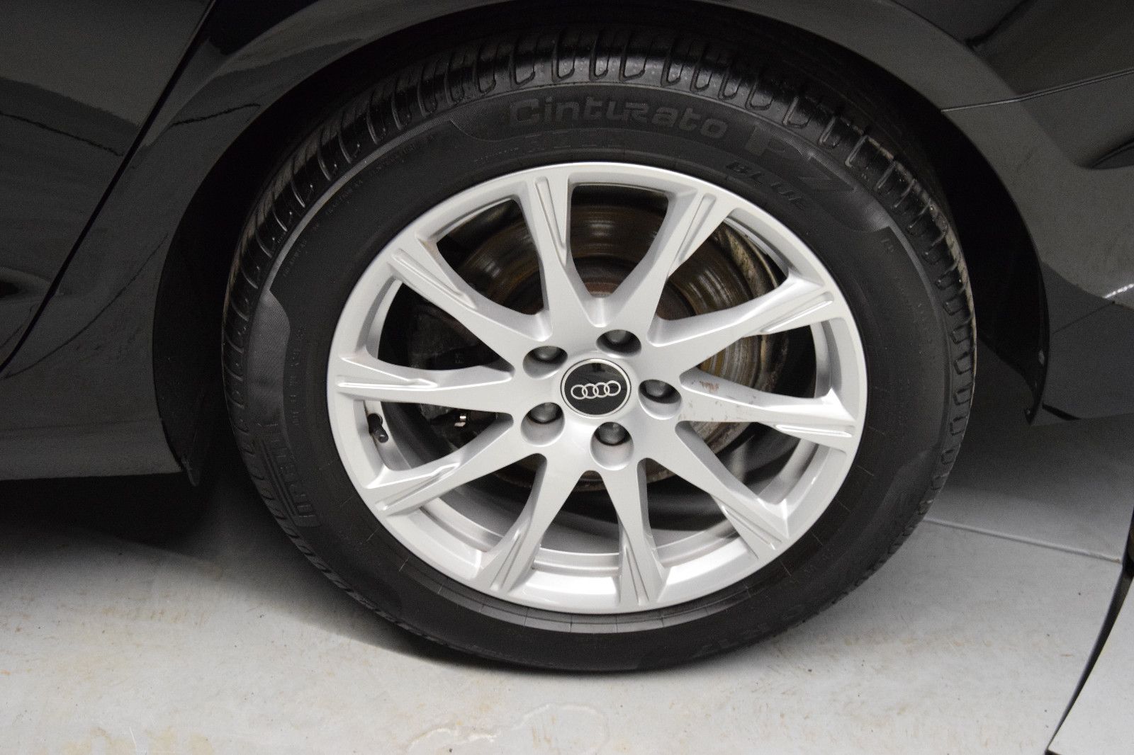 Fahrzeugabbildung Audi A4 Avant 40 TDI quattro B&O HuD Sitzbelü. ACC