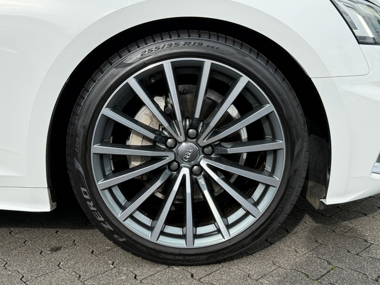 Fahrzeugabbildung Audi A5 Cabrio advanced 40 TFSI S tronic MATRIX KAM