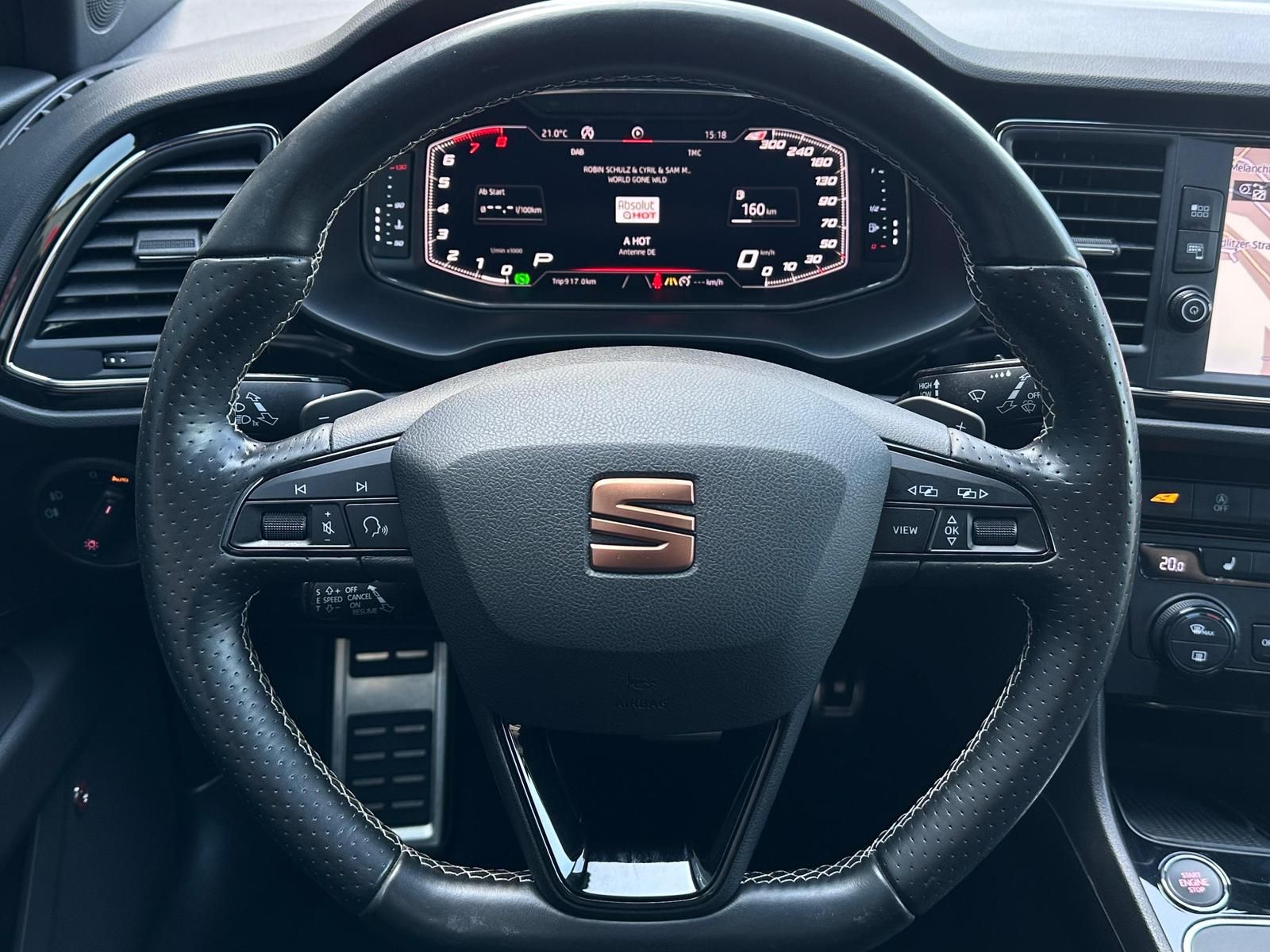 SEAT Leon ST 2.0TSI CUPRA290 LED#ACC#SPUR#NAV#SHZ#CAM - Image 11