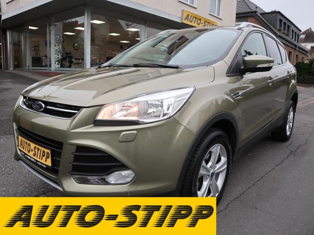 Ford Kuga 1.5 Titanium NAV TEMP AHK SITZH el. HECKKL