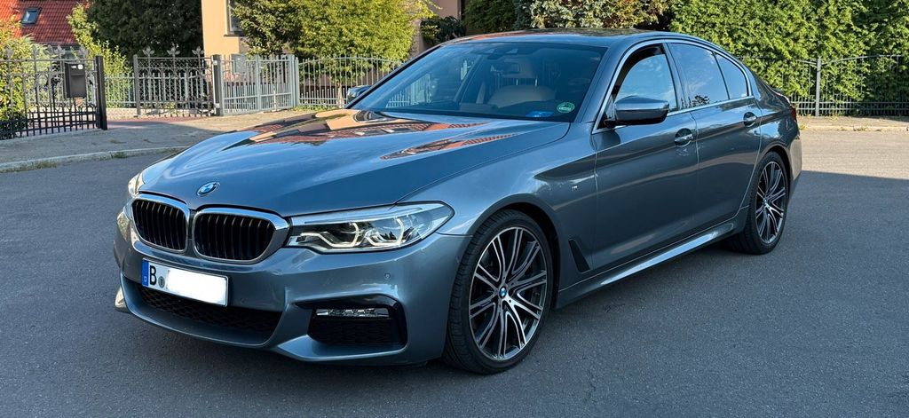 Image of BMW 530