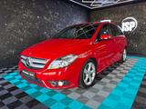 Mercedes-Benz B 180 B -Klasse  SZH/RKF/Temp - Mercedes-Benz: Rot, Metallic, 180