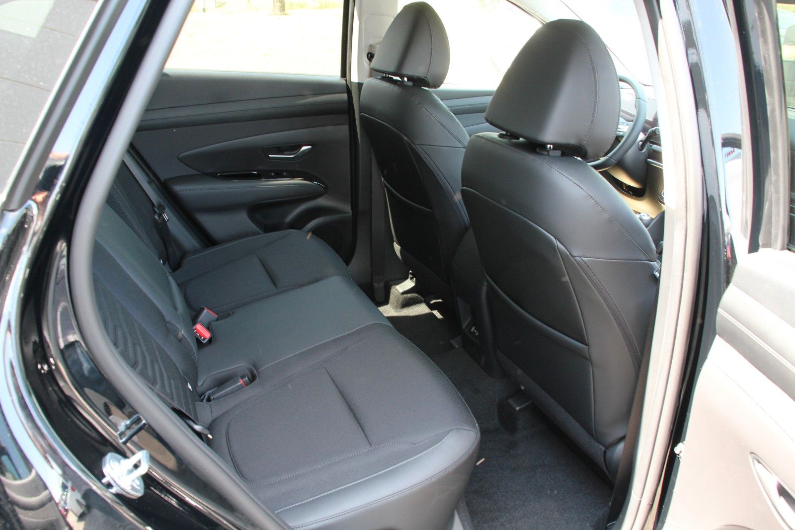 Fahrzeugabbildung Hyundai Tucson 1.6 T-GDI GO! Plus 48V