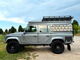 Land Rover Defender 110 TD4 Station Wagon 2.2 DPF Hubdach - Land Rover Defender Gebrauchtwagen in München