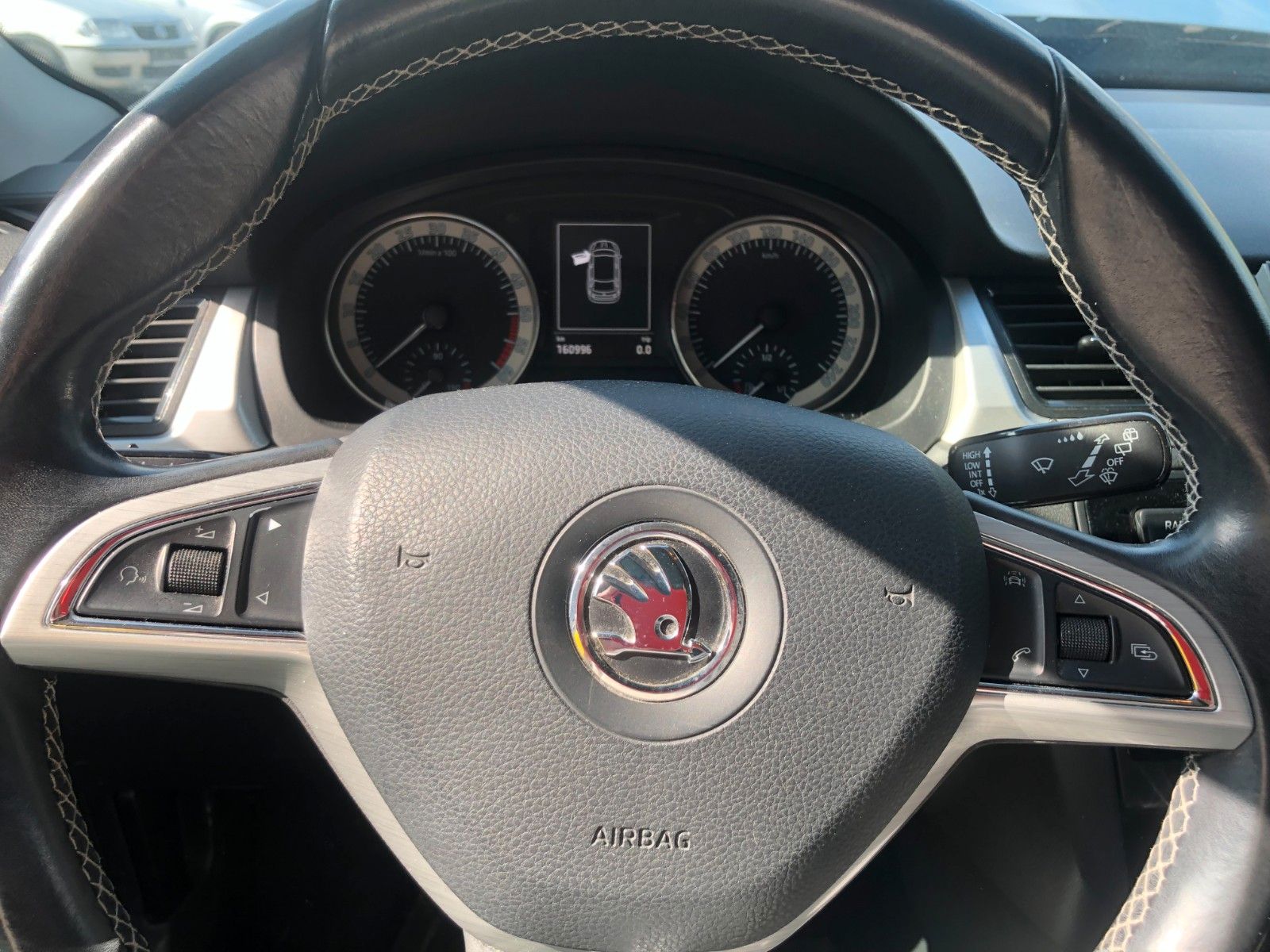 Fahrzeugabbildung SKODA Rapid Spaceback Edition Unfall Front