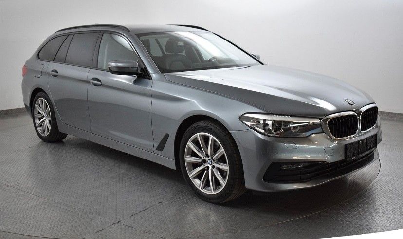 BMW 520d Touring A Sport Line/ParkAssist/Navi/Kamera