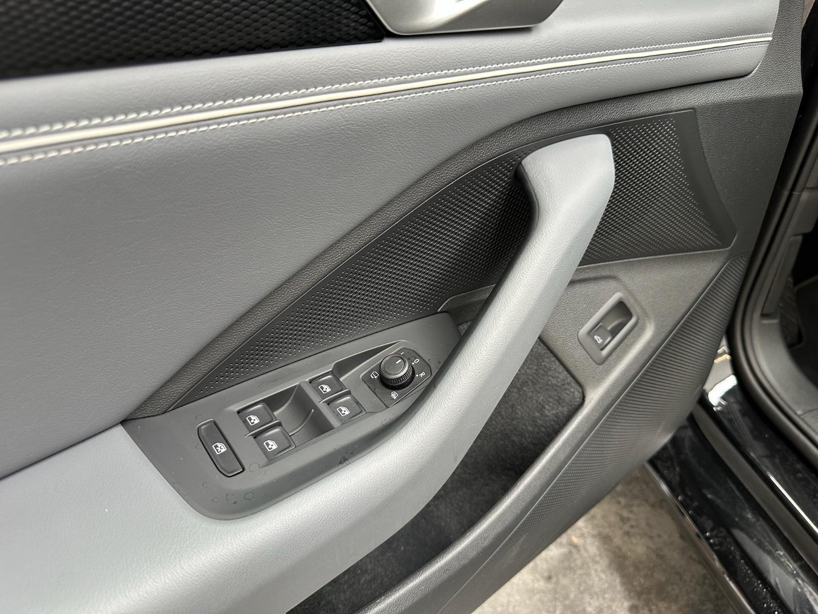 Volkswagen Passat Variant 1.5 eTSI 110 kW Business#AHK#Navi