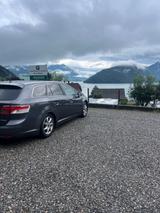 Toyota Avensis Combi 2.0 D-4D - - Toyota Avensis
