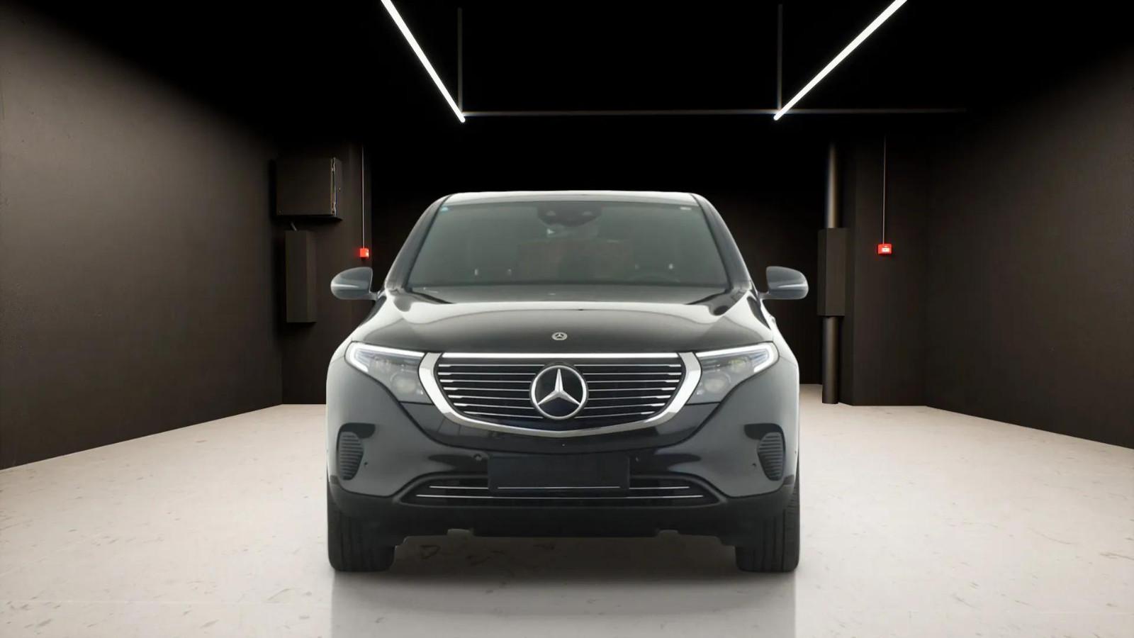 Mercedes-Benz EQC 400 4M Distronic SHD camera Na