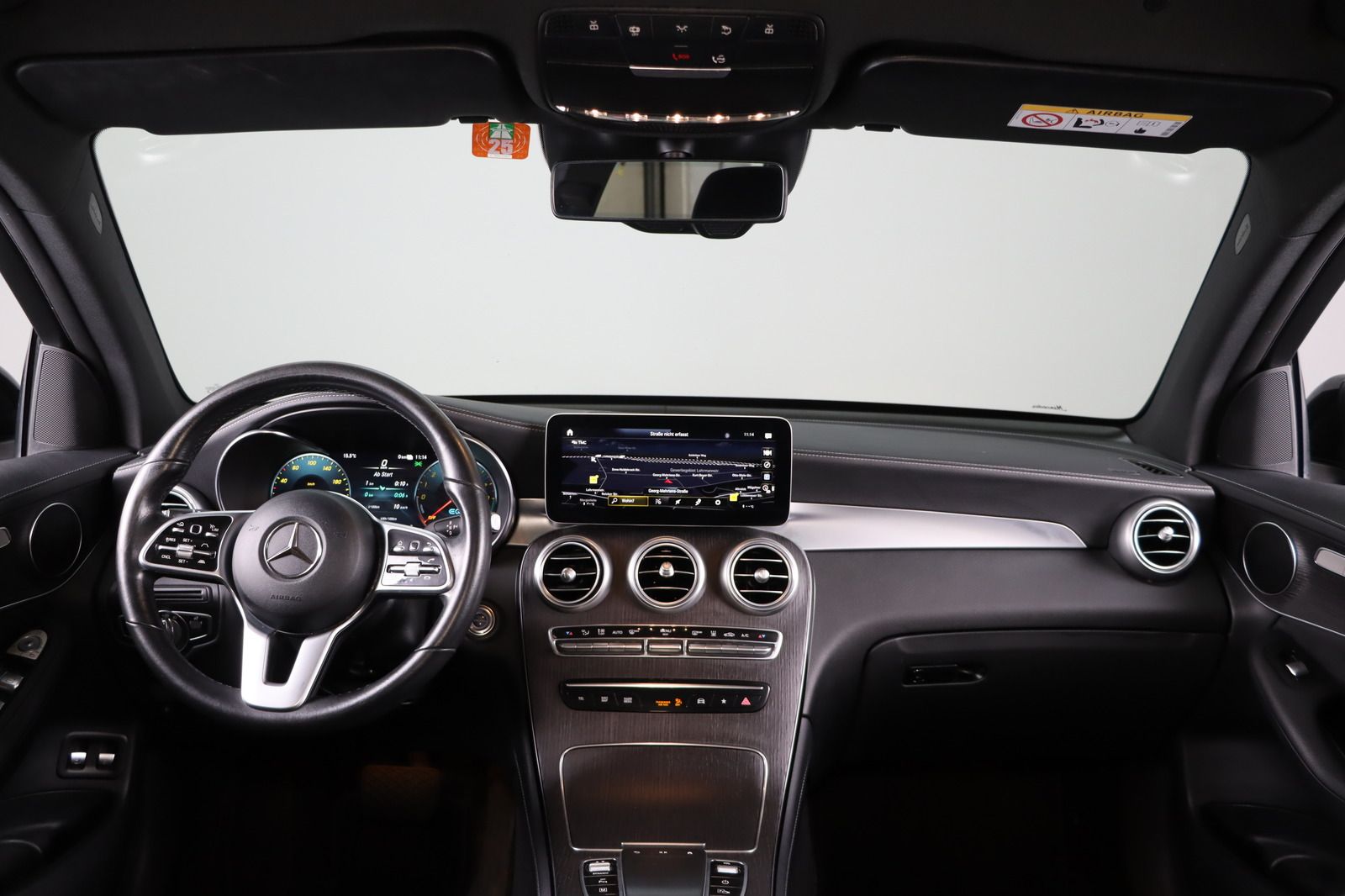 Fahrzeugabbildung Mercedes-Benz GLC 300 e 4Matic * DIS * RFK * LED