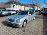 Mercedes-Benz E220 CDI - Automatik - Diese... - gebrauchte Mercedes-Benz E 220 aus dem Jahr 2000