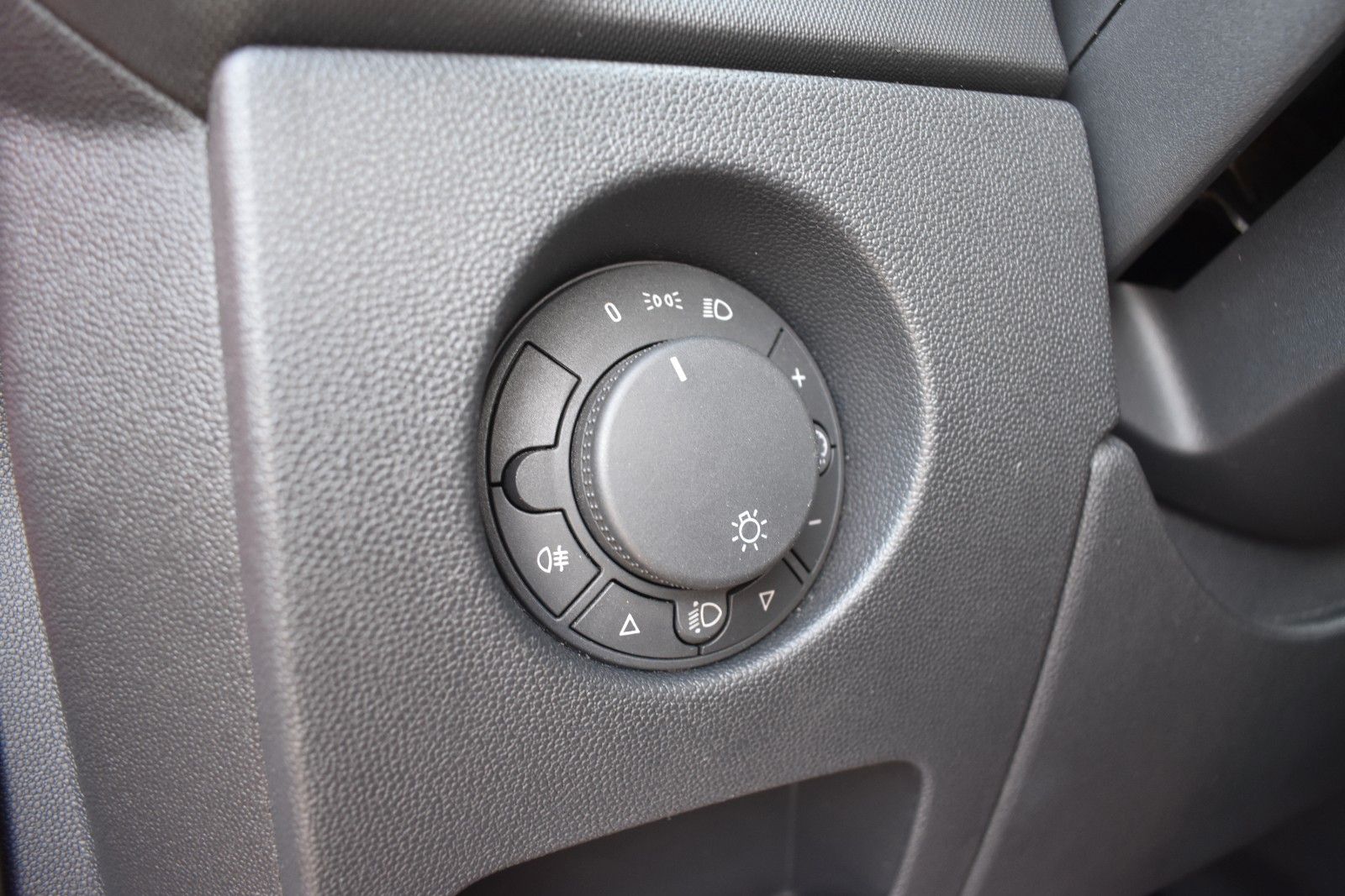 Fahrzeugabbildung Opel Corsa D Edition KLIMA