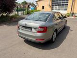 Skoda Octavia 1.4 TSI Ambition Ambition - Skoda Octavia mit Benzin-Antrieb: Limousine, 1.4