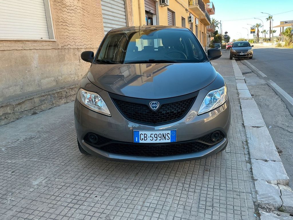 Image of Lancia Ypsilon