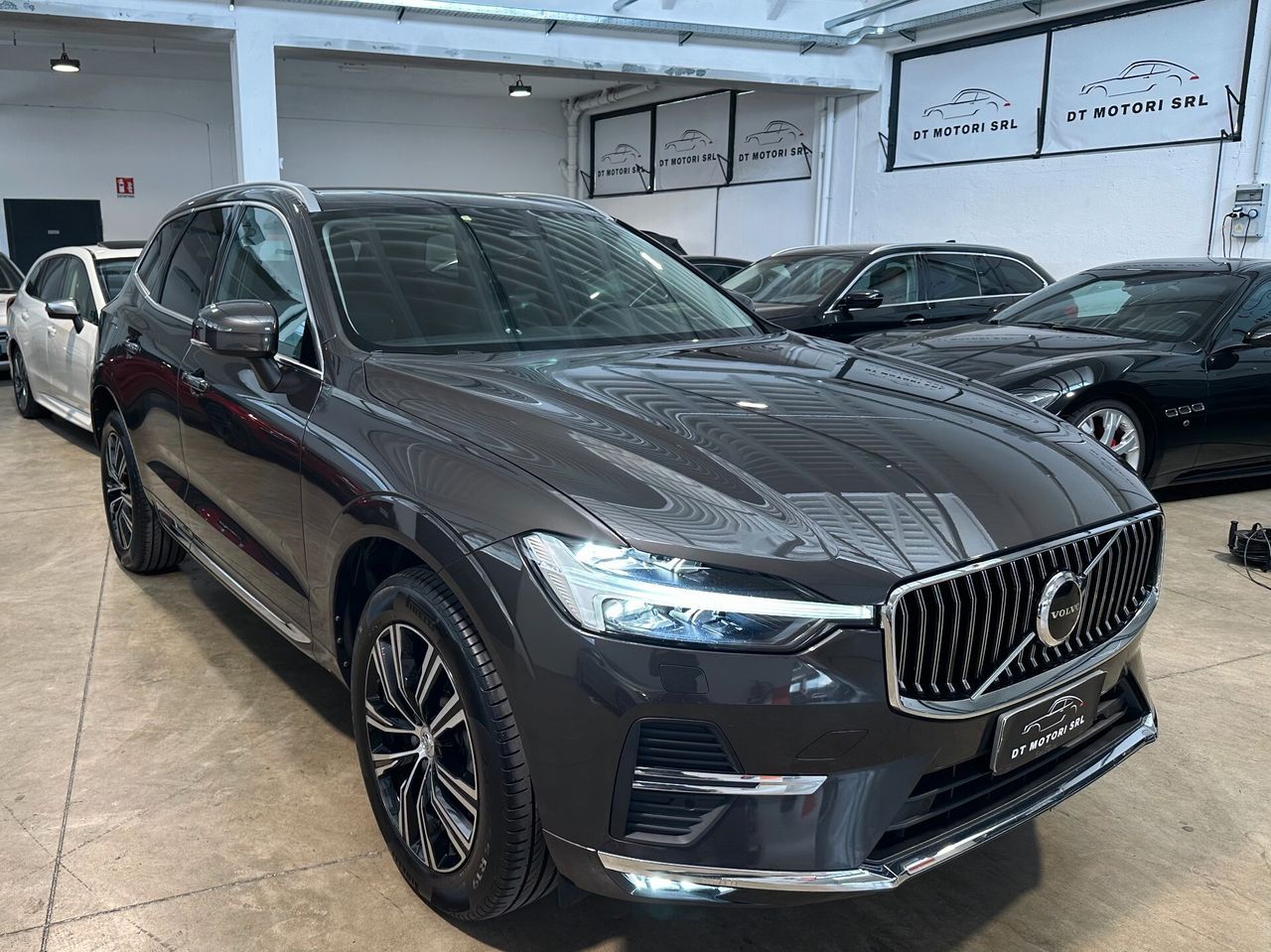 Volvo XC 60 B4(d) Geartronic Momentum - UNICO PR