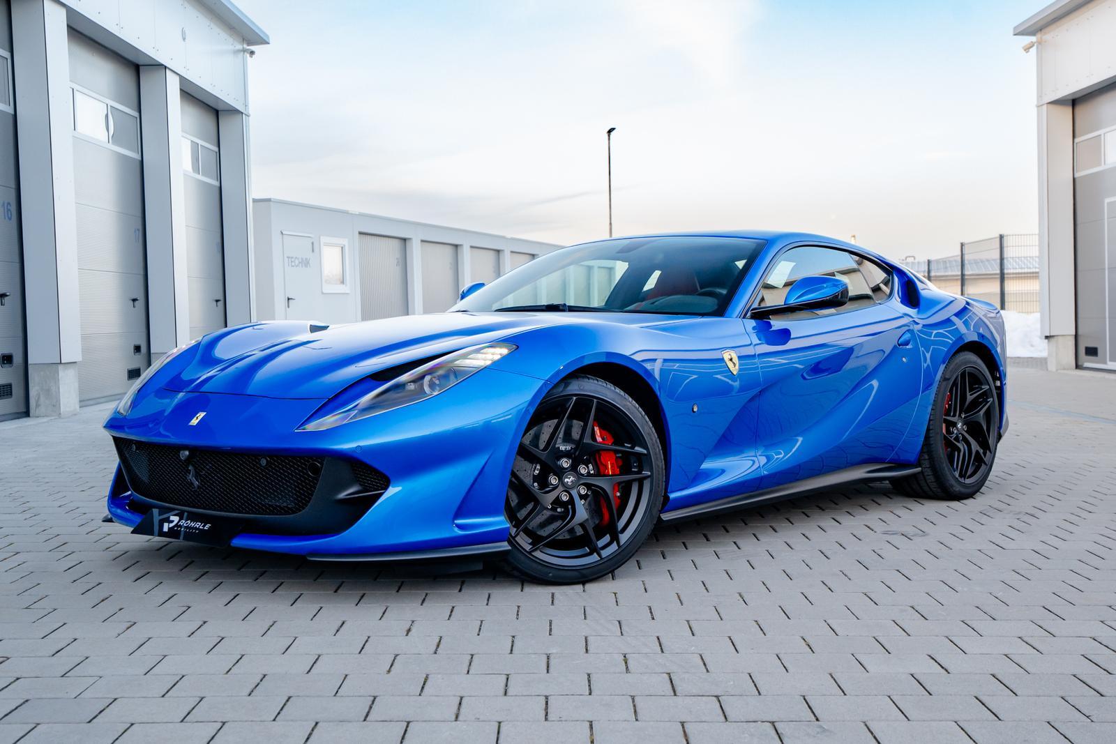 Ferrari 812 Superfast | Atelier | Full Carbon | Racing