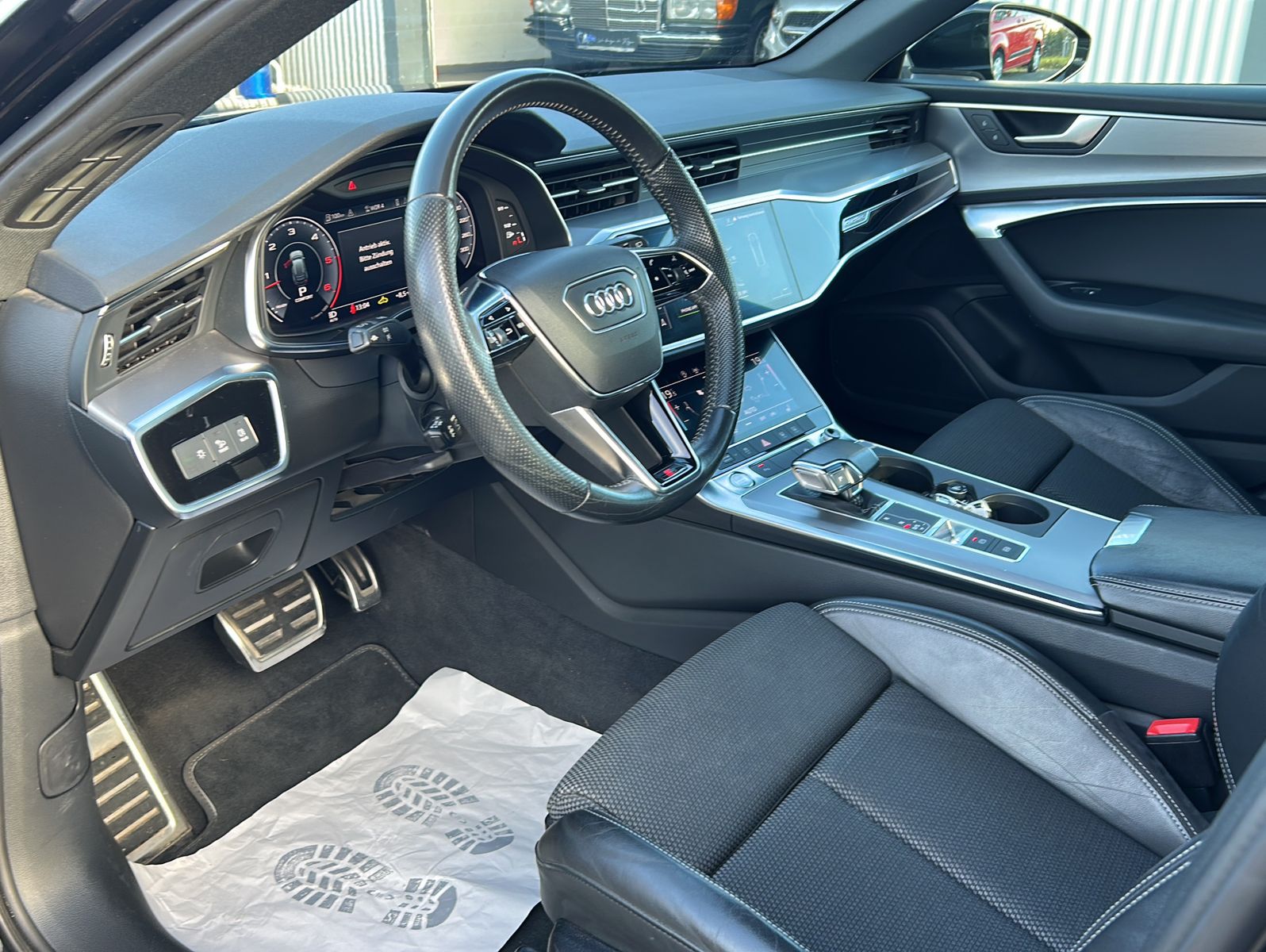 Fahrzeugabbildung Audi A6 Avant 50 TDI quattro S-Line / Sport