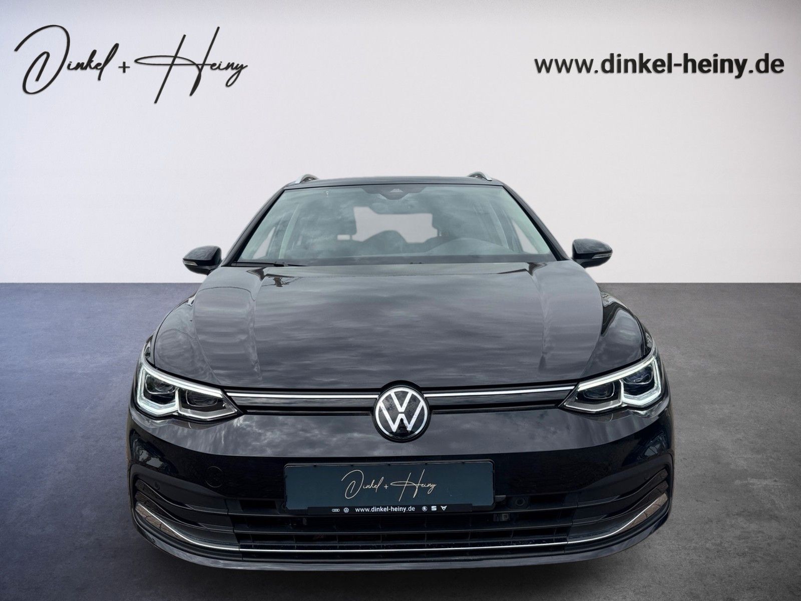 Fahrzeugabbildung Volkswagen Golf VIII Variant Life ACTIVE 1.0 eTSI